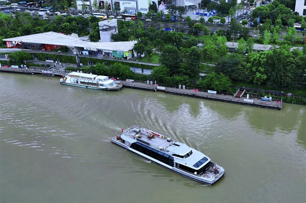 Hangzhou-Huzhou water route boosts short trips