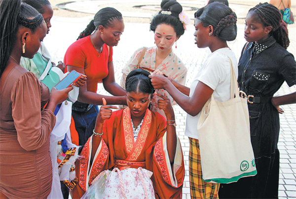 1763709940159044022.jpg 11.jpg