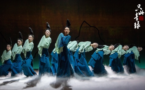 China's phenomenal poetic dance debuts in U.S.