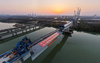 Jingjiang manufacturing supports construction of major bridge