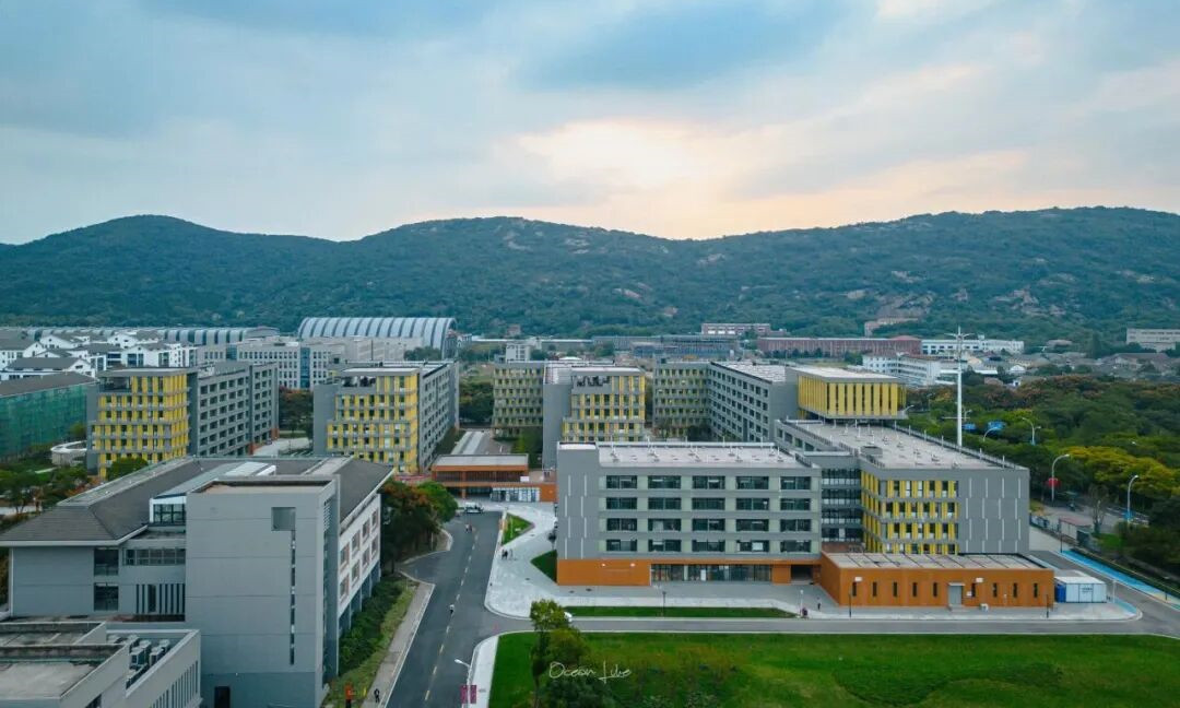 Southeast University unveils new college in Wuxi