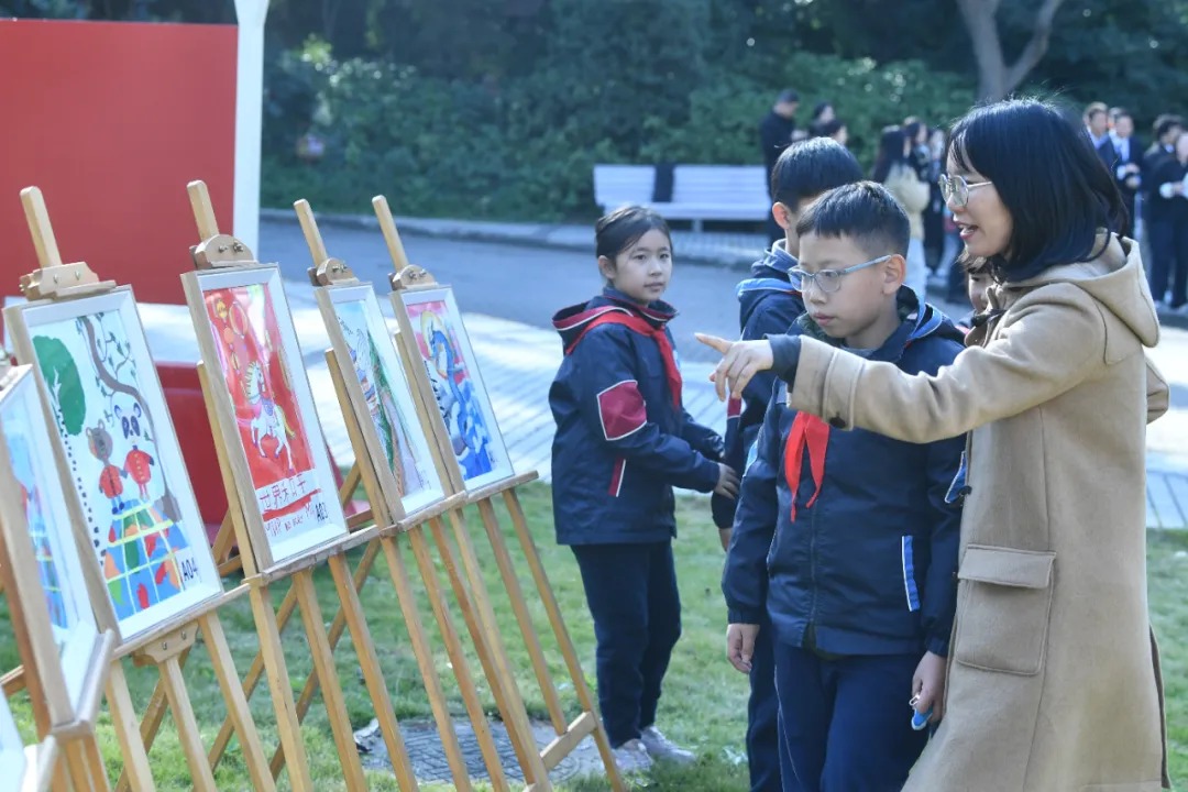 1767692563947067770.jpeg imgi_5_640.jpeg