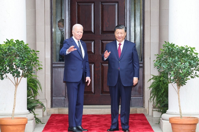 习近平同美国总统拜登举行中美元首会晤