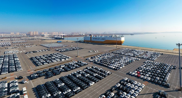 Dalian FTZ makes best use of new exports policy