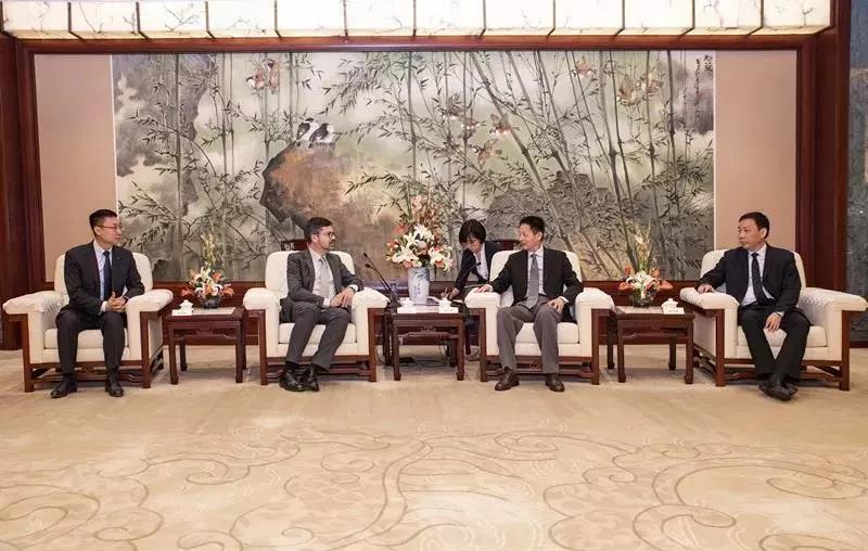 1576747035729058563.jpg 3.jpg