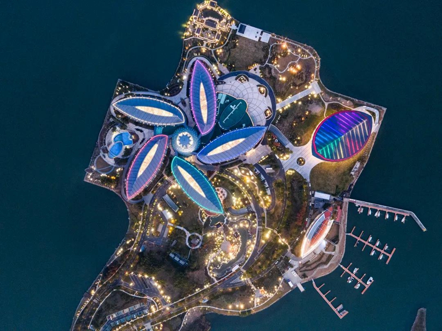 South Island of Dishui Lake1.jpg