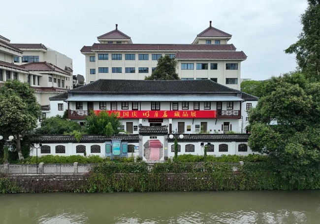 1752473317561041954.jpg 640.jpg