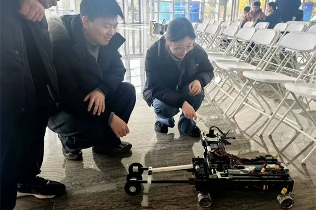 National graduates gather in Nantong for intelligent competition