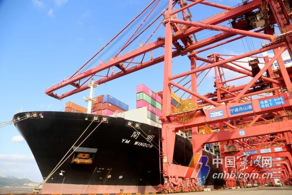 Ningbo Port records over 780 billion yuan in trade in first four months