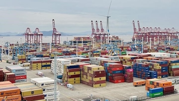 Ningbo's Meishan Port breaks new records with 11 million TEUs