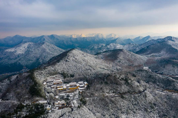 Ningbo offers captivating snow views