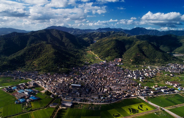 A glimpse of Yingjiapeng Ancient City in Fenghua