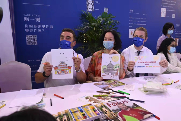 Expats express fondness for Ningbo in postcards