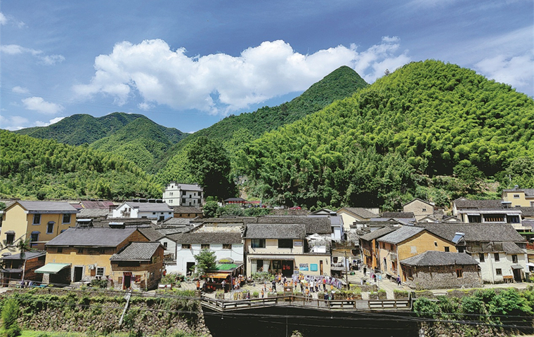 Zhejiang's urban-rural income ratio falls to 1.85