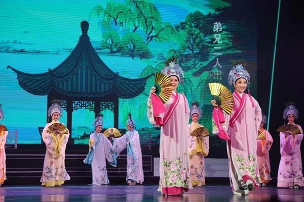 Provincial art festival opens in Ningbo