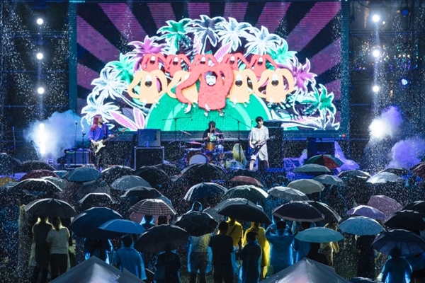 Music festival rekindles Ningbo fans