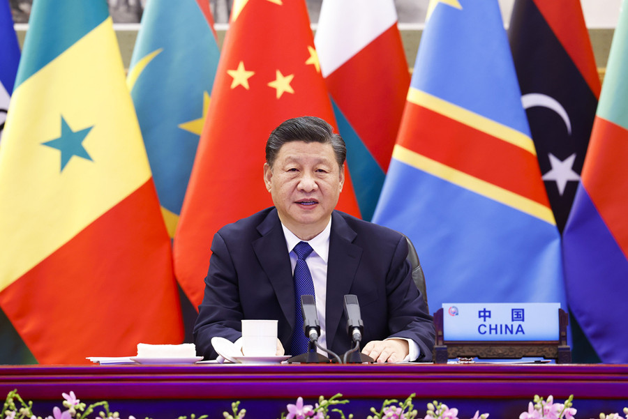 Xi announces supplying Africa with additional 1b COVID-19 vaccine doses, pledges to jointly implement nine programs.jpg