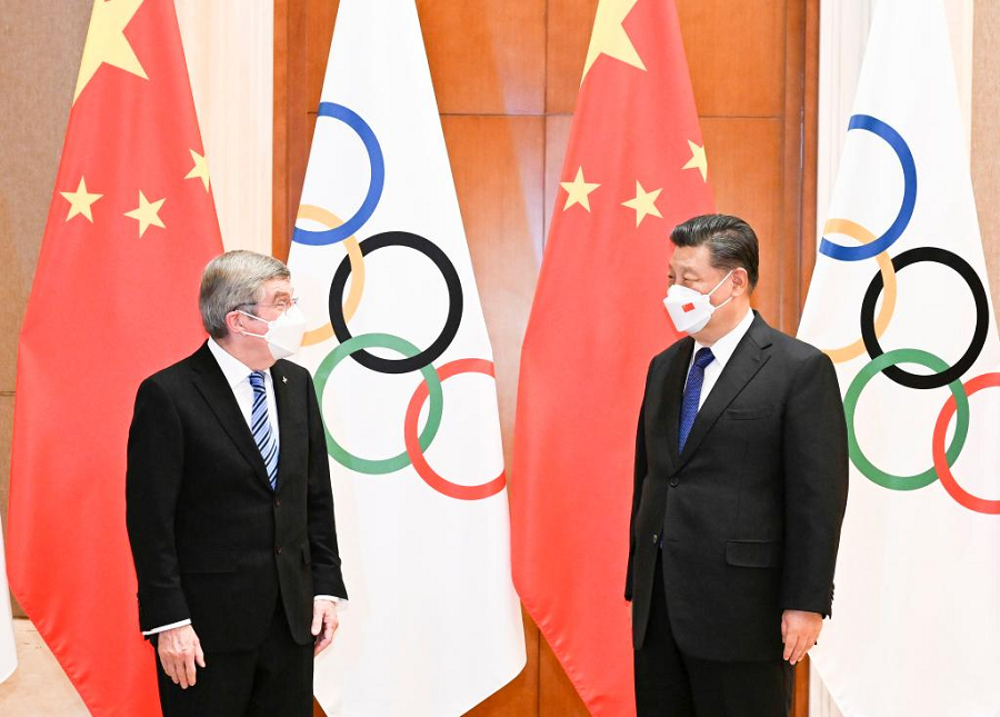 Meeting IOC chief, Xi says China ready to deliver simple, safe, splendid Winter Olympics2.jpg