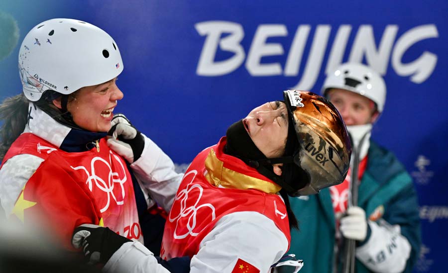 Gold in women's aerials a first for China3.jpeg