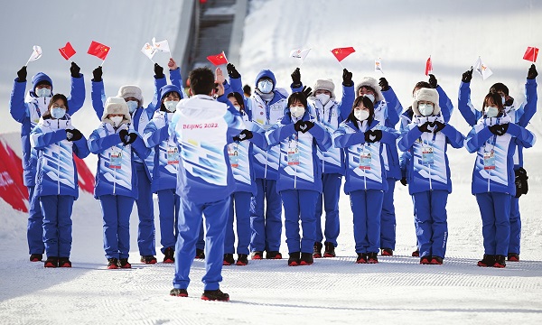 18,000 volunteers serve in Beijing 2022 as ‘heroes behind scenes’.jpeg