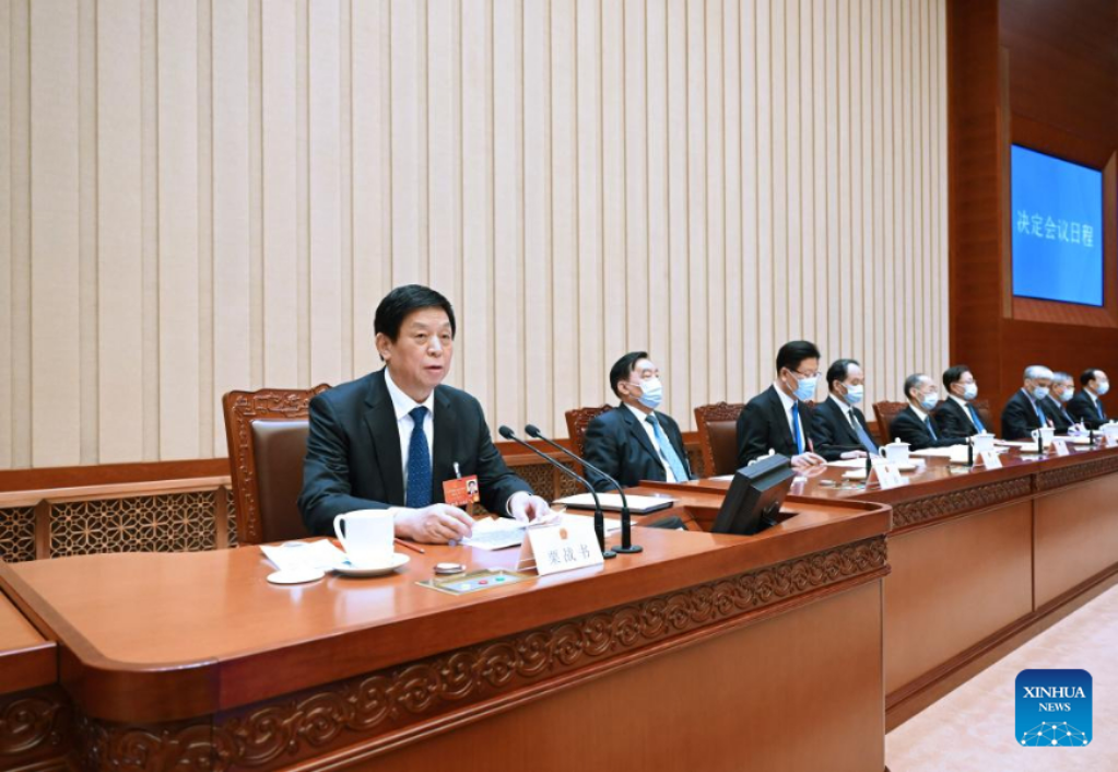 Presidium elected, agenda set for China's annual legislative session2.jpg
