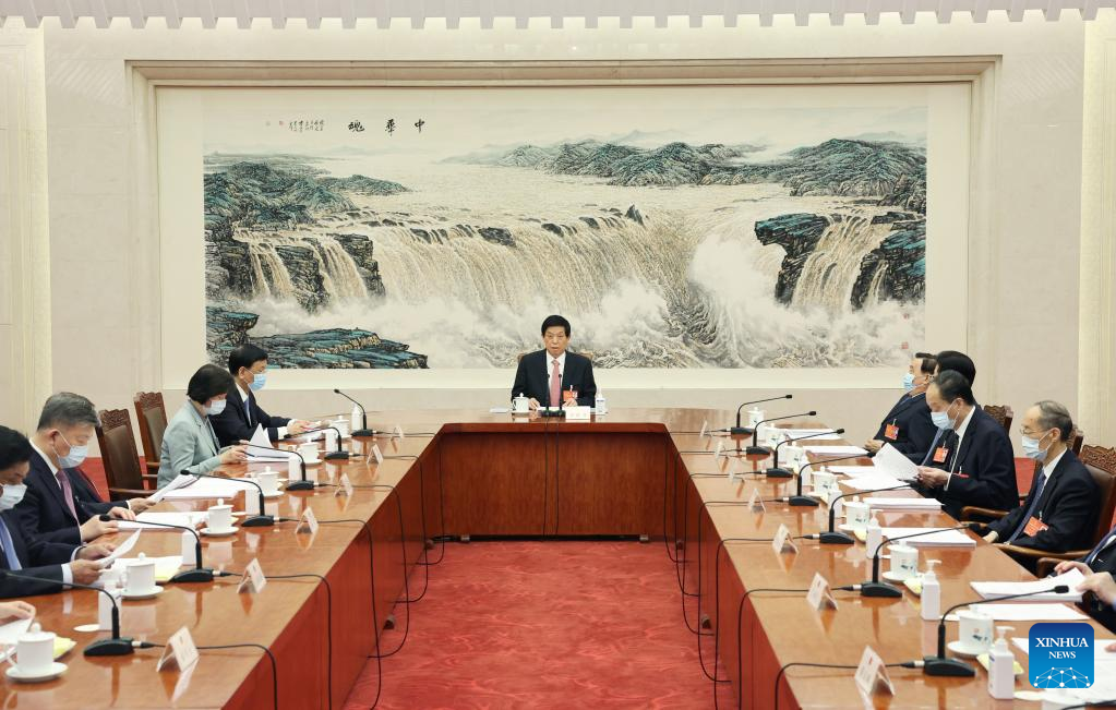 Presidium of China's annual legislative session holds 2nd meeting2.jpg