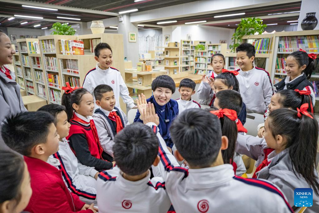 NPC deputy from Chongqing makes suggestions about education8.jpg