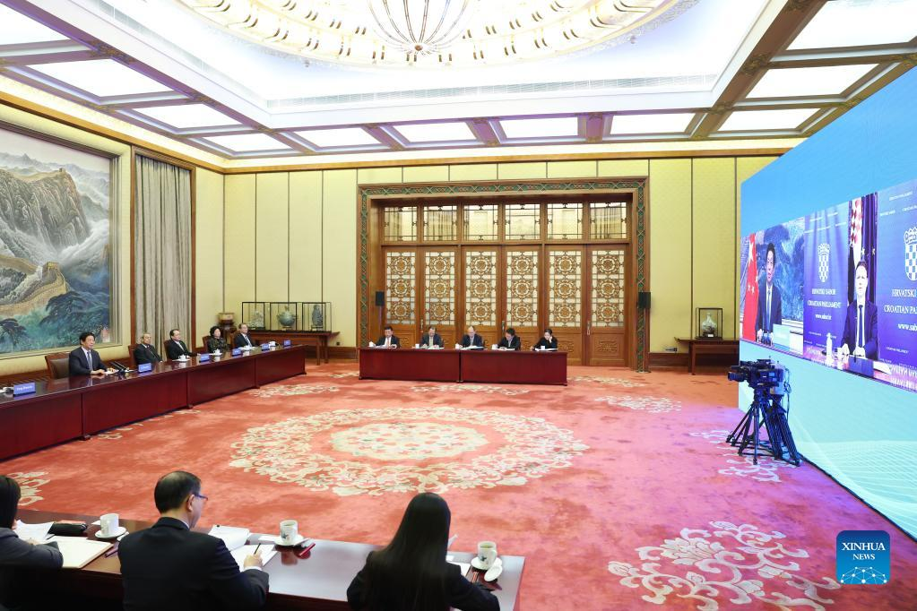 China, Croatia agree to deepen ties, cooperation2.jpg