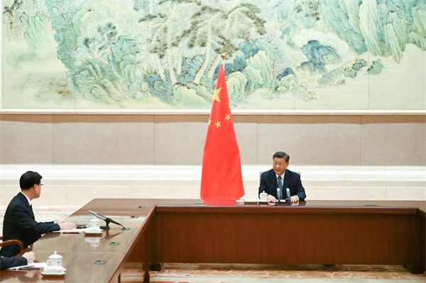 Xi meets new HKSAR chief executive John Lee2.png