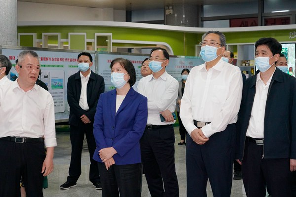 Senior legislator hails Fujian’s efforts in anti-pollution fight.jpg