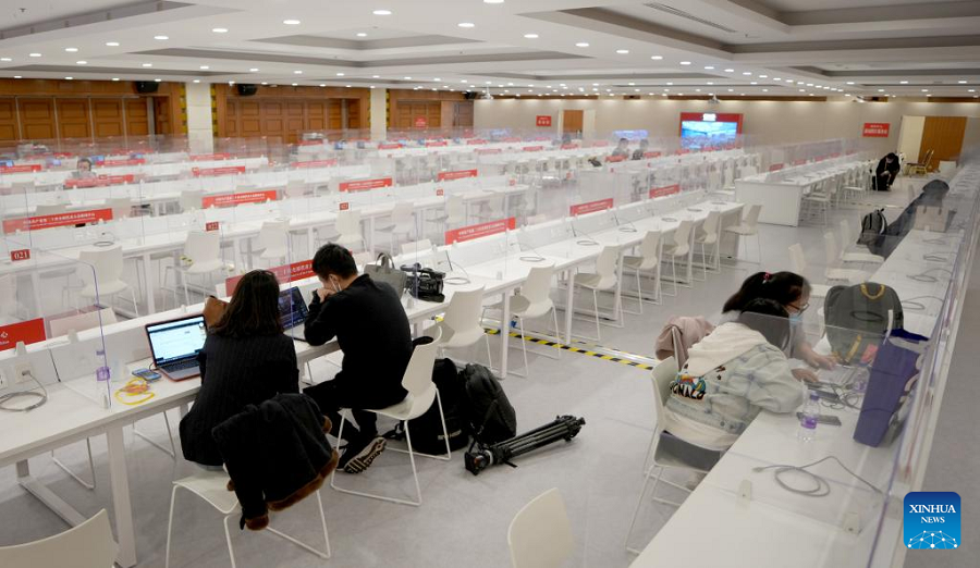 Press center for 20th CPC National Congress opens5.jpg