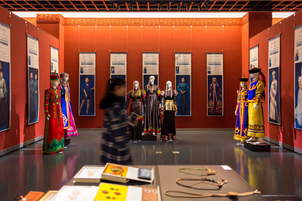 1574905815530037896.jpg 6005.jpg