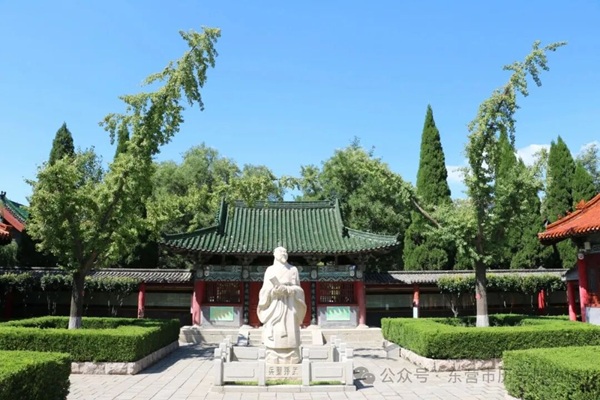 1763024867107050213.jpg 东营英文网5.jpg