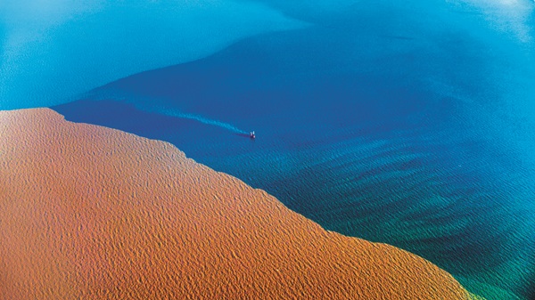 Yellow meets blue in Dongying