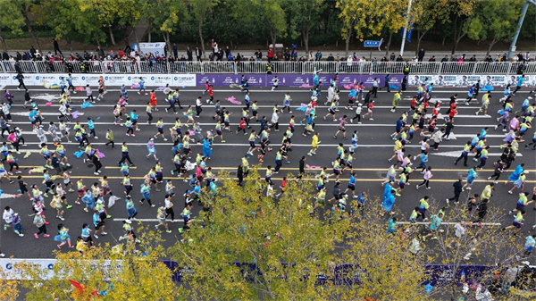 1760947106710057471.jpg 68f4d75fa310c4de0057c4ad.jpg