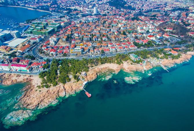 Qingdao opens more green spaces for public recreation