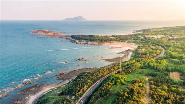 Autumn escapes: Where mountains meet sea in Qingdao WCNA