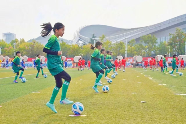Qingdao WCNA launches second quadrennial sports games