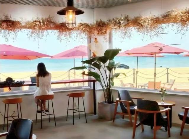 Yantai's must-visit cafes: Unique spots with unforgettable ambiance