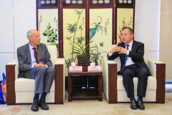 Former WIPO chief visits Shanghai IP Administration