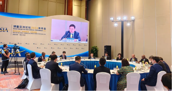 Shanghai official advocates green growth at Boao Forum.png
