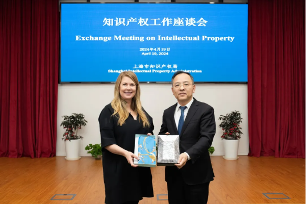 US patents, trademarks boss visits Shanghai IP body