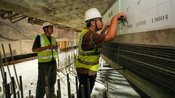 Smart tech plays key role in bridge construction