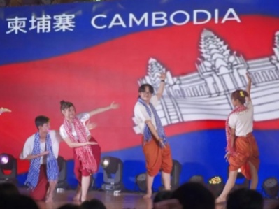 Multinational student performers shine at Yunnan University