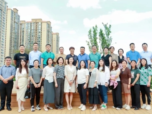Yunnan University alumni receive business training