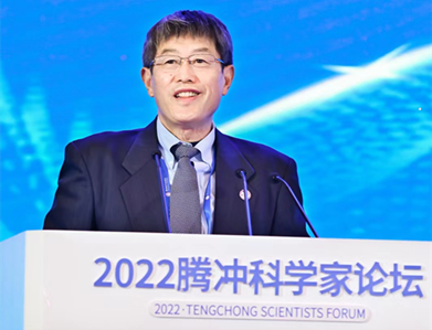 President of Yunnan University attends key scientists forum