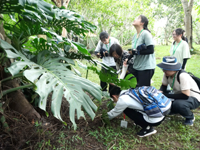 University teams explore biological sciences in Yunnan